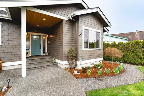 8184 Chehalis Rd, Blaine, WA 98230