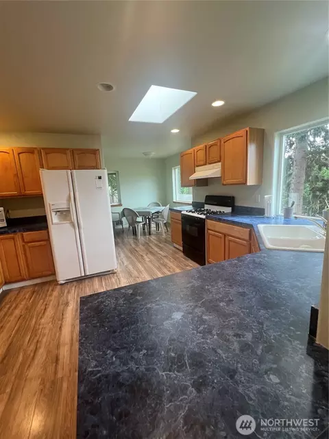 Kitchen - 85 Olympic Vis, Sequim, WA 98382 photo 5 of 7