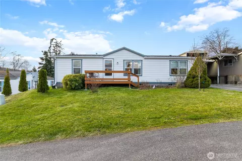 24167 Mahonia Ln, Mount Vernon, WA 98274