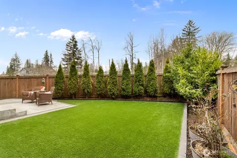 Exterior - 20108 Jewell Rd, Bothell, WA 98012 photo 5 of 7