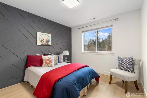 Bedroom - 20108 Jewell Rd, Bothell, WA 98012 photo 5 of 5