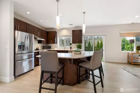 Kitchen - 20108 Jewell Rd, Bothell, WA 98012 photo 2 of 8