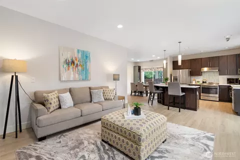 Living - 20108 Jewell Rd, Bothell, WA 98012 photo 3 of 3