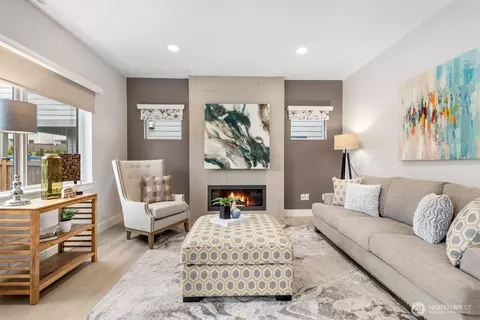 Living - 20108 Jewell Rd, Bothell, WA 98012 photo 1 of 3