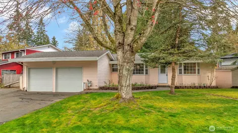 21815 6th Ave W, Bothell, WA 98021