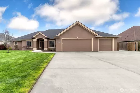 747 Blalock Dr, Walla Walla, WA 99362