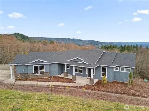 690 Sommerset Rd, Woodland, WA 98674