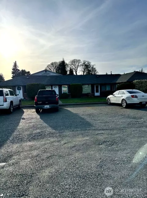 11108 Sheridan Ave S, Tacoma, WA 98444