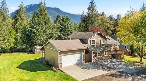 43632 SE 143rd Pl, North Bend, WA 98045