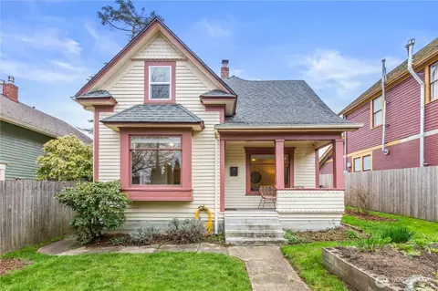 1114 Ellis St, Bellingham, WA 98225
