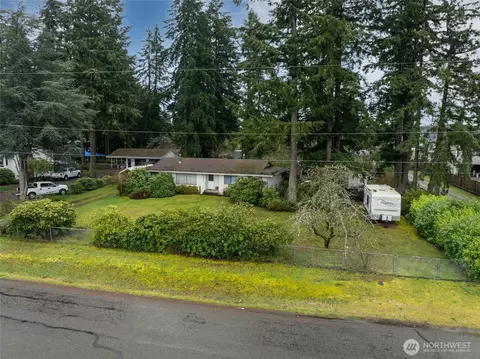 9202 126th St E, Puyallup, WA 98373