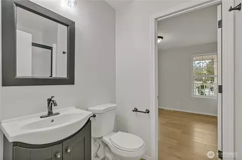 Bath - 42830 283rd Ave SE, Enumclaw, WA 98022 photo 1 of 4