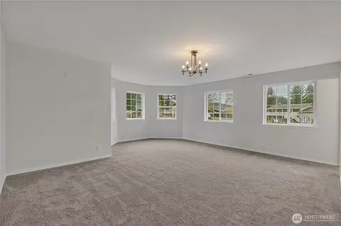 Living - 42830 283rd Ave SE, Enumclaw, WA 98022 photo 8 of 8