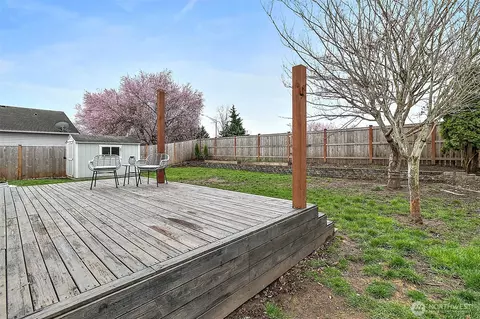 Exterior - 1011 Riddell Ave NE, Orting, WA 98360 photo 8 of 8