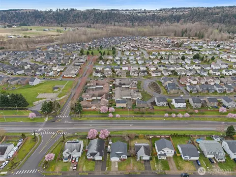 View/Area - 1011 Riddell Ave NE, Orting, WA 98360 photo 1 of 2