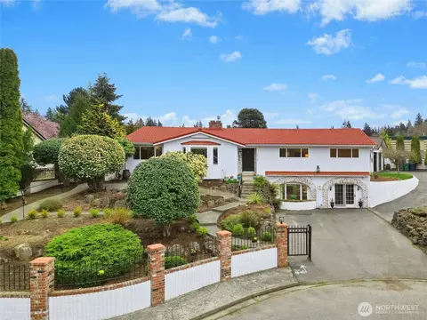 19720 1st Pl SW, Normandy Park, WA 98166