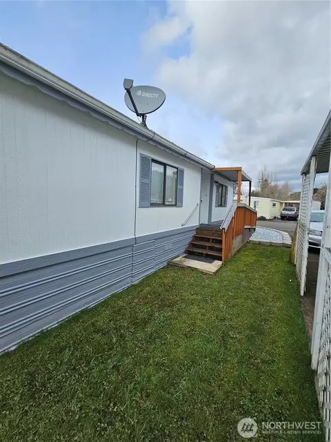 15220 49th Street Ct E #18, Sumner, WA 98390 photo 5