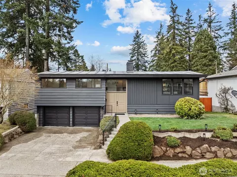 508 NE 124th St, Seattle, WA 98125