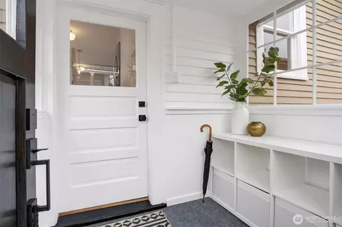 Entry Way - 720 N 46th St, Seattle, WA 98103 photo 2 of 2