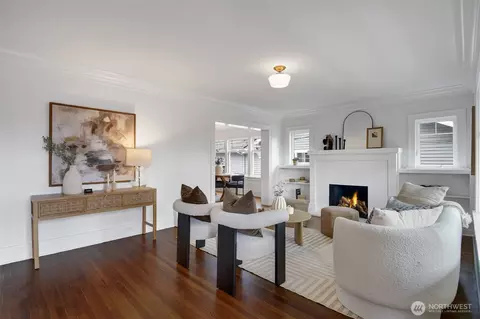 Living - 720 N 46th St, Seattle, WA 98103 photo 1 of 6