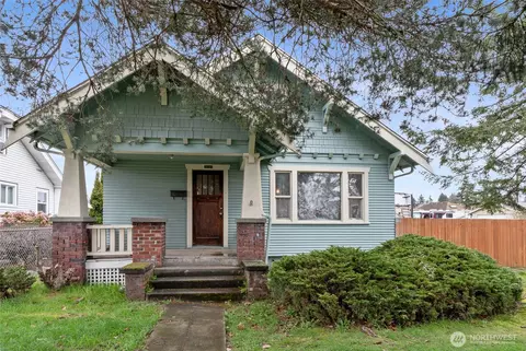 5121 S Oakes St, Tacoma, WA 98409