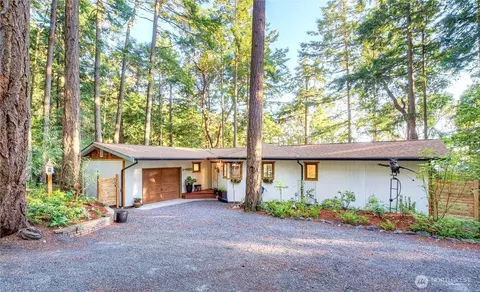 265 Madrona Dr, Friday Harbor, WA 98250