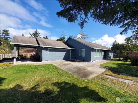 1809 226th Pl, Ocean Park, WA 98640