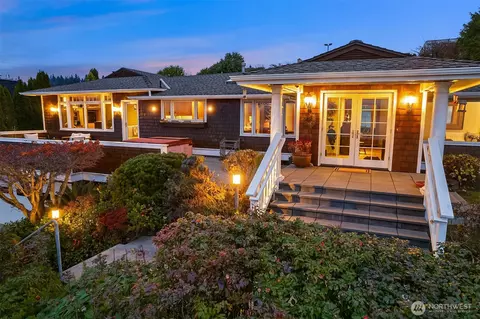 17764 15th Ave NW, Shoreline, WA 98177
