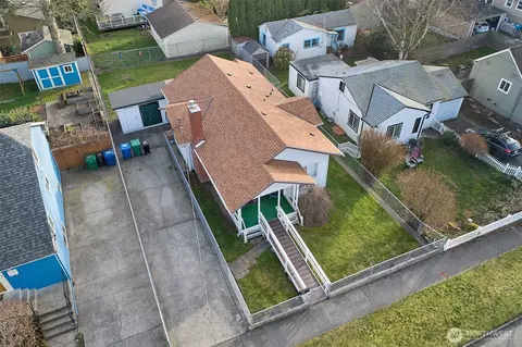 725 N 88th St, Seattle, WA 98103 photo 6