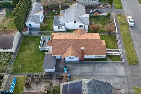 725 N 88th St, Seattle, WA 98103 photo 5