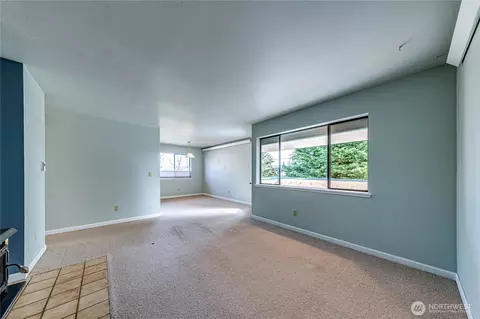 Living - 300 N Sequim Ave #12 D, Sequim, WA 98382 photo 4 of 5