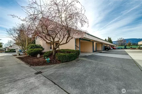300 N Sequim Ave #12 D, Sequim, WA 98382