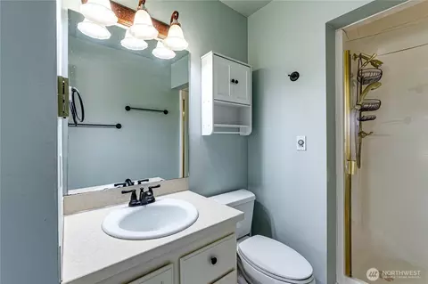 Bath - 300 N Sequim Ave #12 D, Sequim, WA 98382 photo 2 of 2