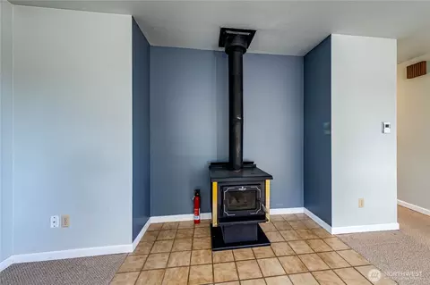 Living - 300 N Sequim Ave #12 D, Sequim, WA 98382 photo 3 of 5