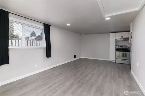 Living - 1601 Virginia Ave, Everett, WA 98201 photo 6 of 6