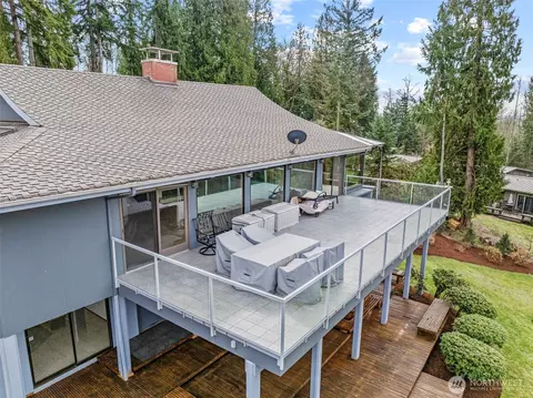 Exterior - 265 Sunset Dr, Longview, WA 98632 photo 3 of 6