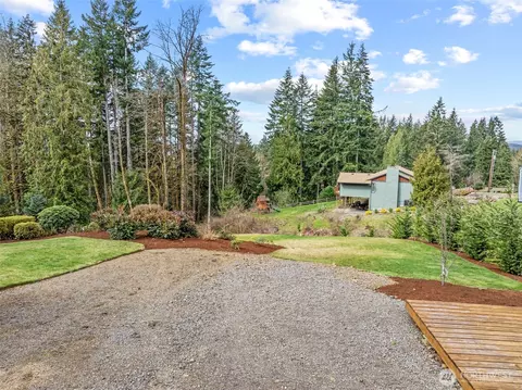 Exterior - 265 Sunset Dr, Longview, WA 98632 photo 5 of 6