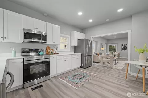 Kitchen - 2321 Rainier Ave, Everett, WA 98201 photo 1 of 2