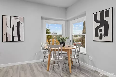 Dining - 2321 Rainier Ave, Everett, WA 98201 photo 1 of 1