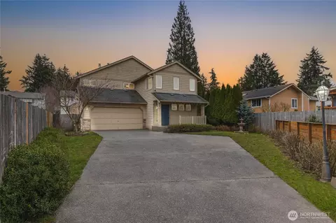 1943 SW 352nd St, Federal Way, WA 98023