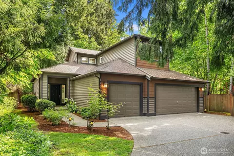 12423 NE 70th St, Kirkland, WA 98033