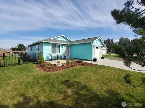 801 340th Pl, Ocean Park, WA 98640