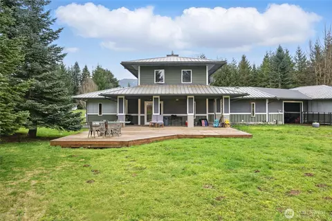 Exterior - 8329 N Telegraph Rd, Everson, WA 98247 photo 5 of 6