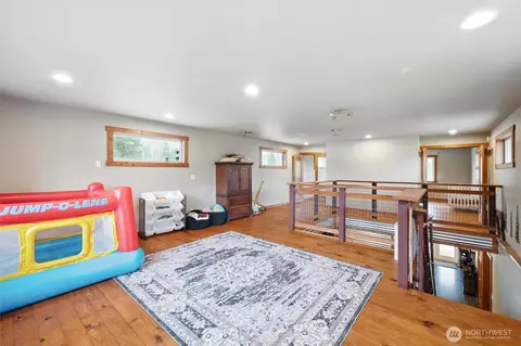 Entry Way - 8329 N Telegraph Rd, Everson, WA 98247 photo 2 of 6