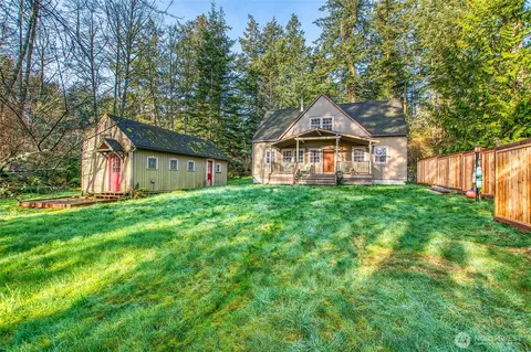 80 Willis Ln, Olga, WA 98279