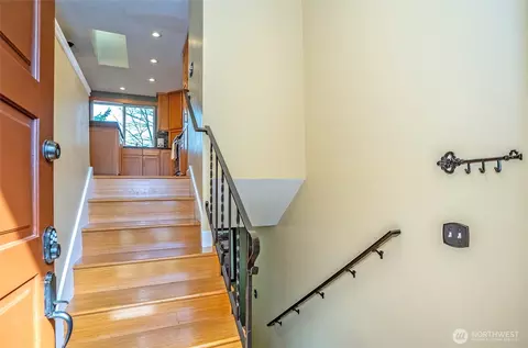 Entry Way - 9010 NE 195th St, Bothell, WA 98011 photo 1 of 6