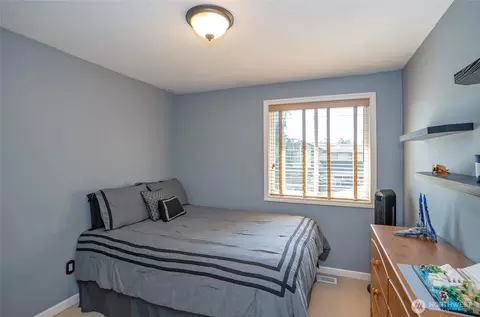Bedroom - 9010 NE 195th St, Bothell, WA 98011 photo 3 of 5