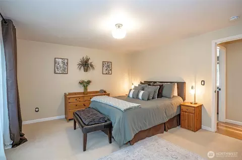 Bedroom - 9010 NE 195th St, Bothell, WA 98011 photo 2 of 5