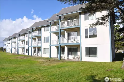 210 NW 26th St #115-16, Long Beach, WA 98631