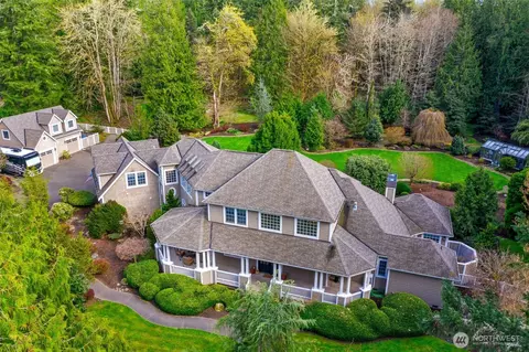6919 74th Ave SE, Olympia, WA 98513